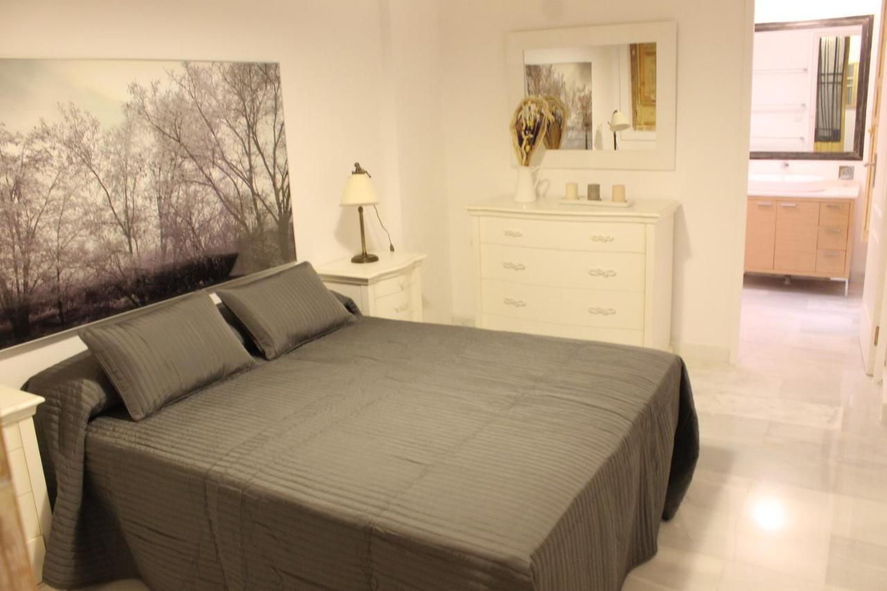 Amazing Sevilla Apartamento Luaran gambar