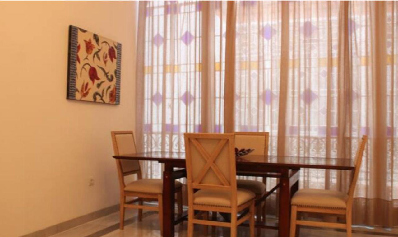 Amazing Sevilla Apartamento Luaran gambar